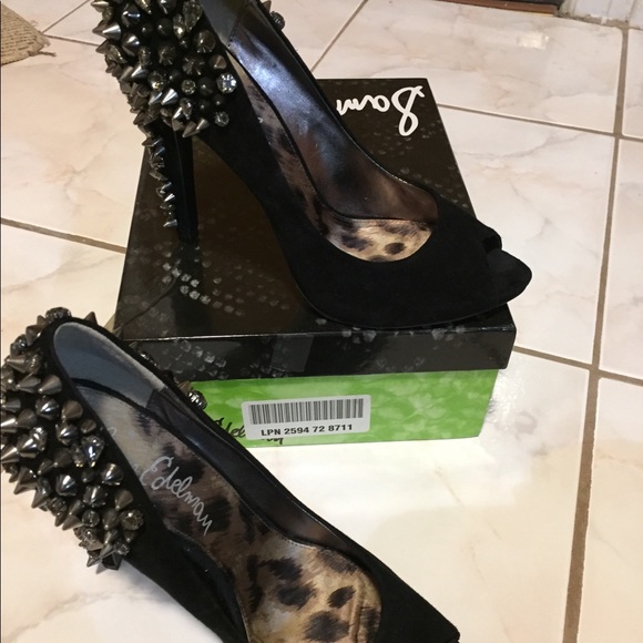 My favorite shoes but only wore once - Picture 6 of 8